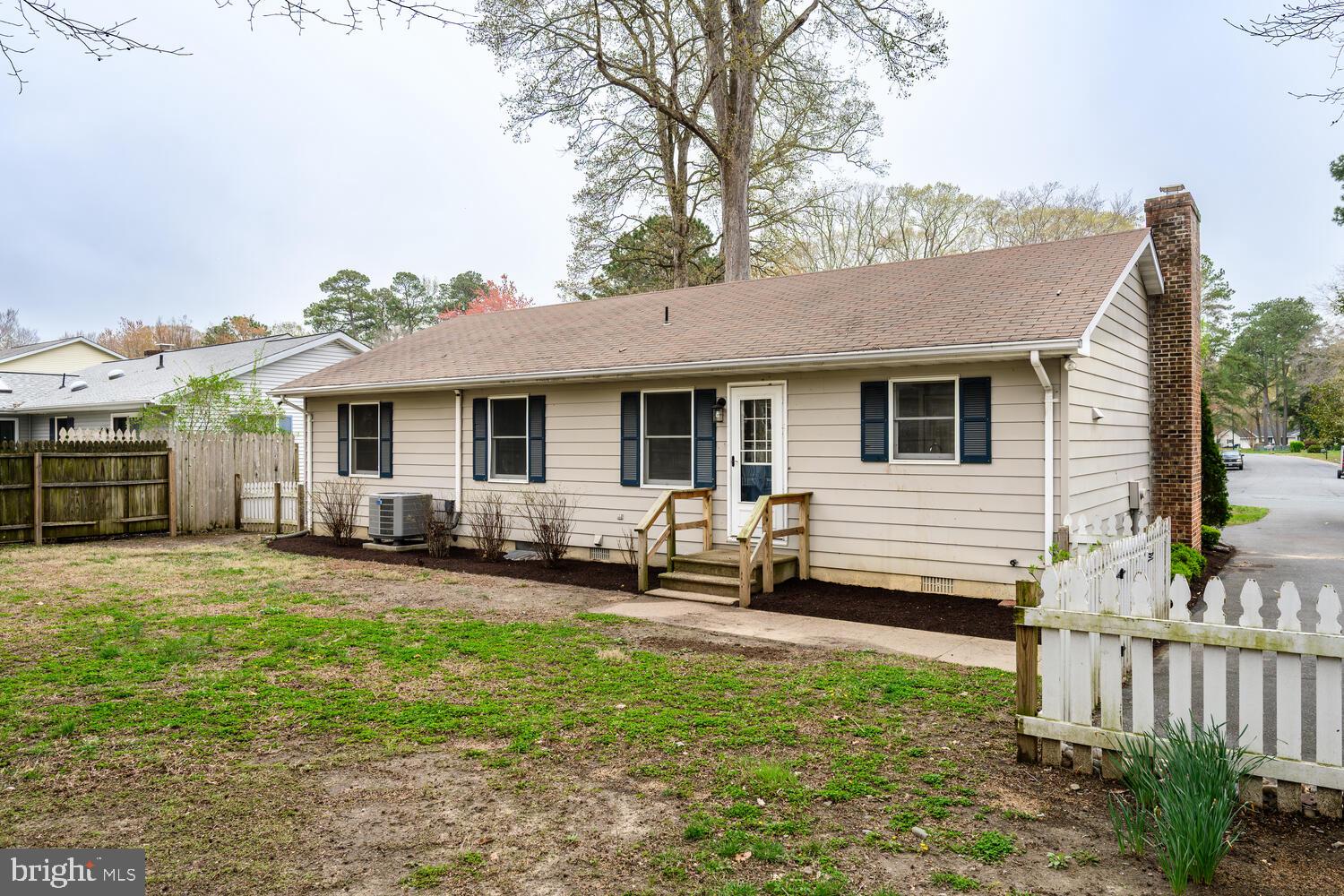 SOUTH BEECHWOOD - Residential