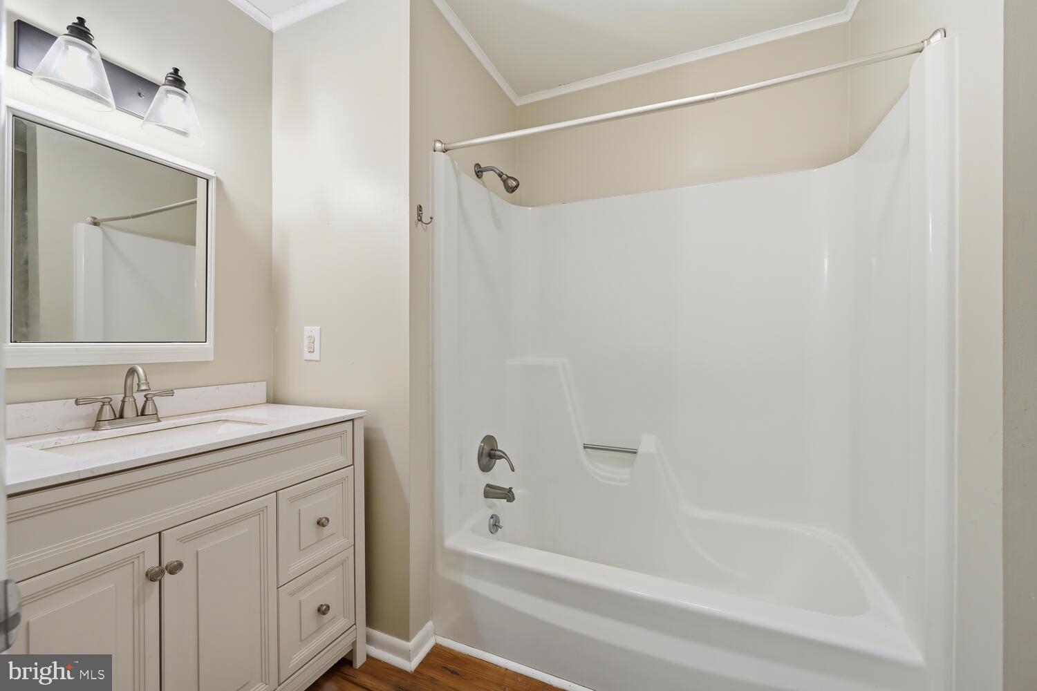 SOUTH BEECHWOOD - Residential