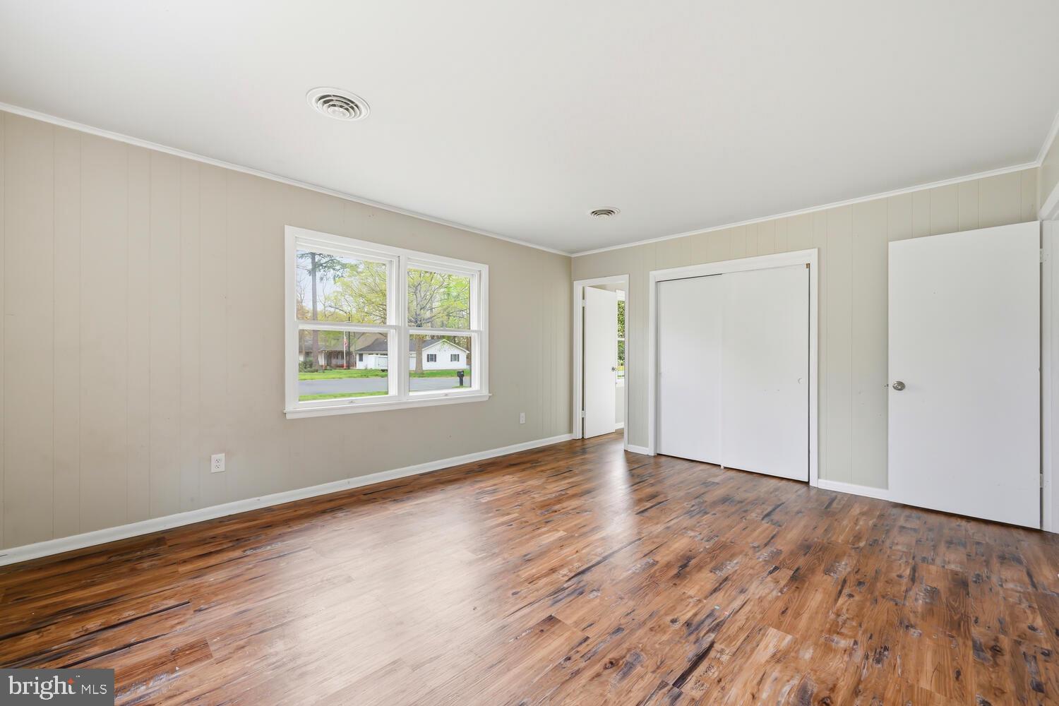 SOUTH BEECHWOOD - Residential