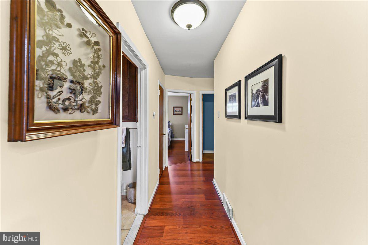 LANGFORD HILLS - Residential