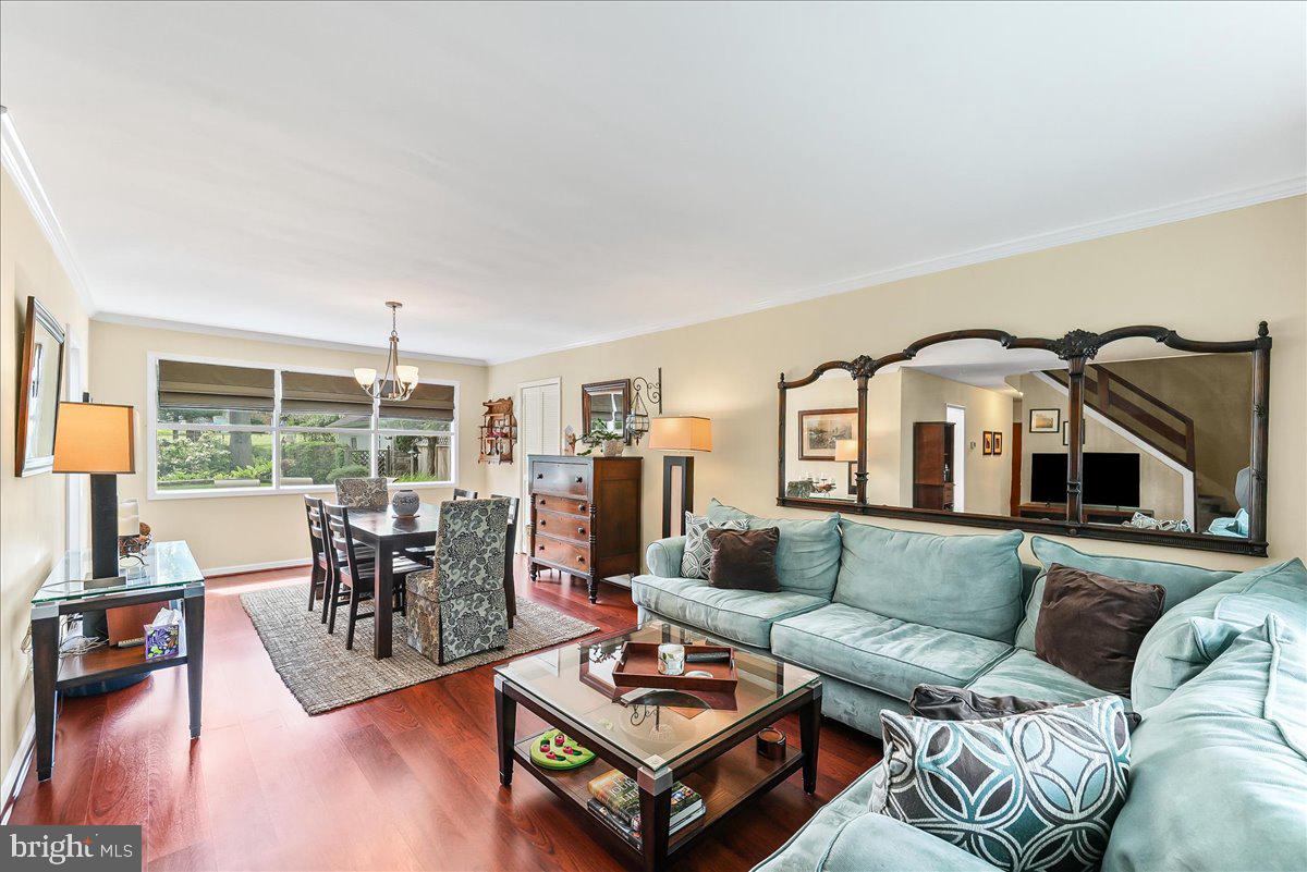 LANGFORD HILLS - Residential