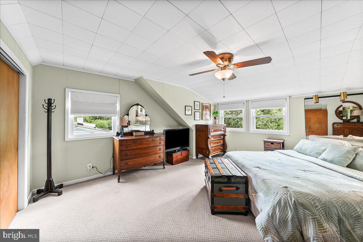LANGFORD HILLS - Residential