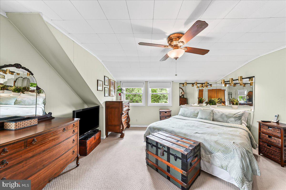 LANGFORD HILLS - Residential