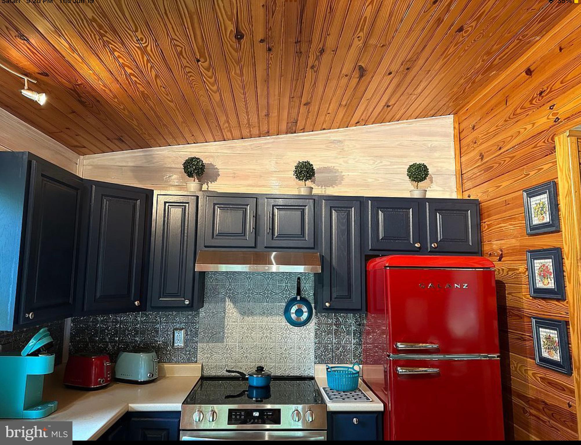 MASSANUTTEN FOREST - Residential