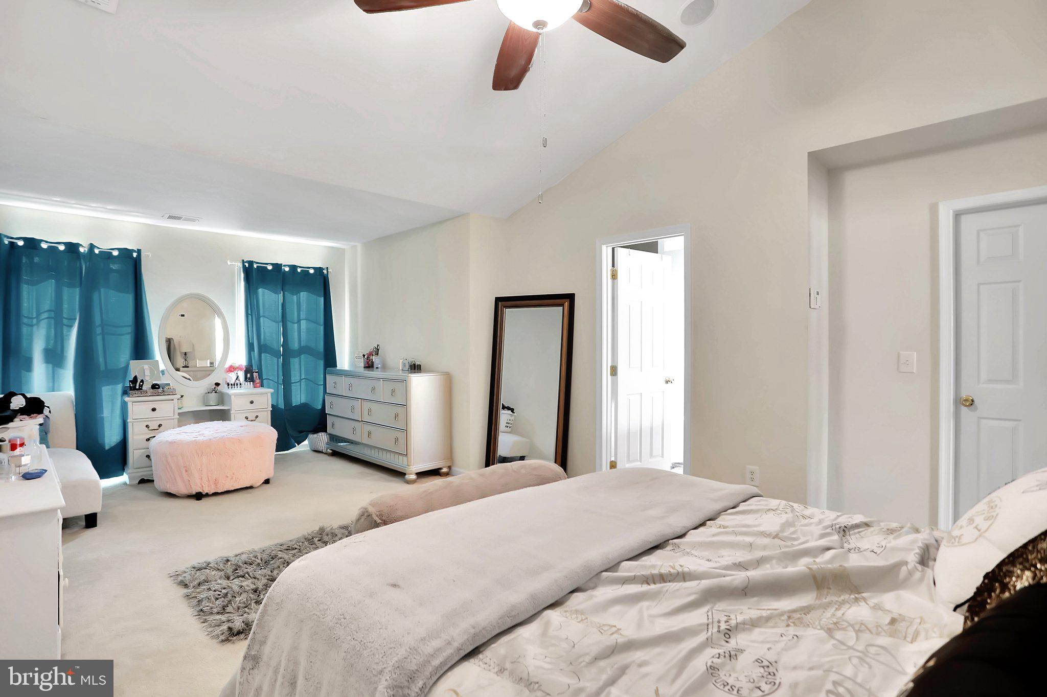 THE GALLERY - Residential