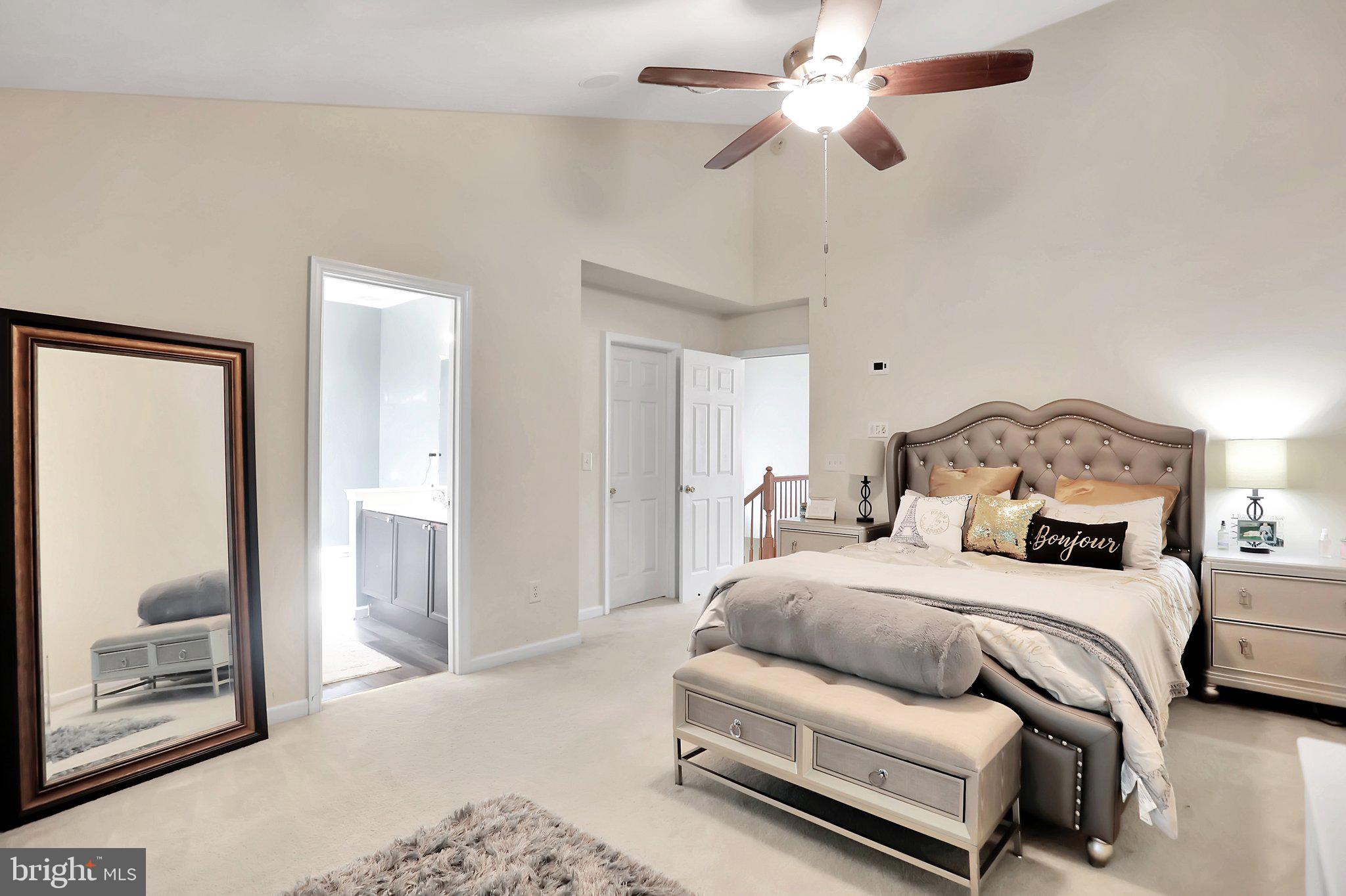 THE GALLERY - Residential