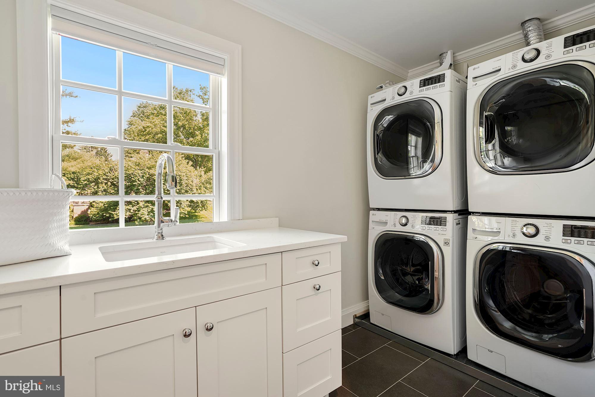 EVERMAY - Residential