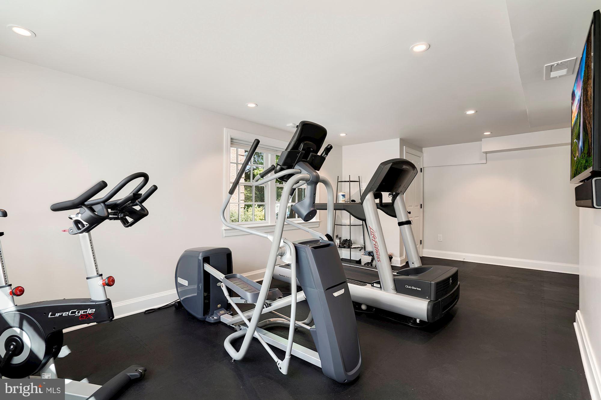 EVERMAY - Residential