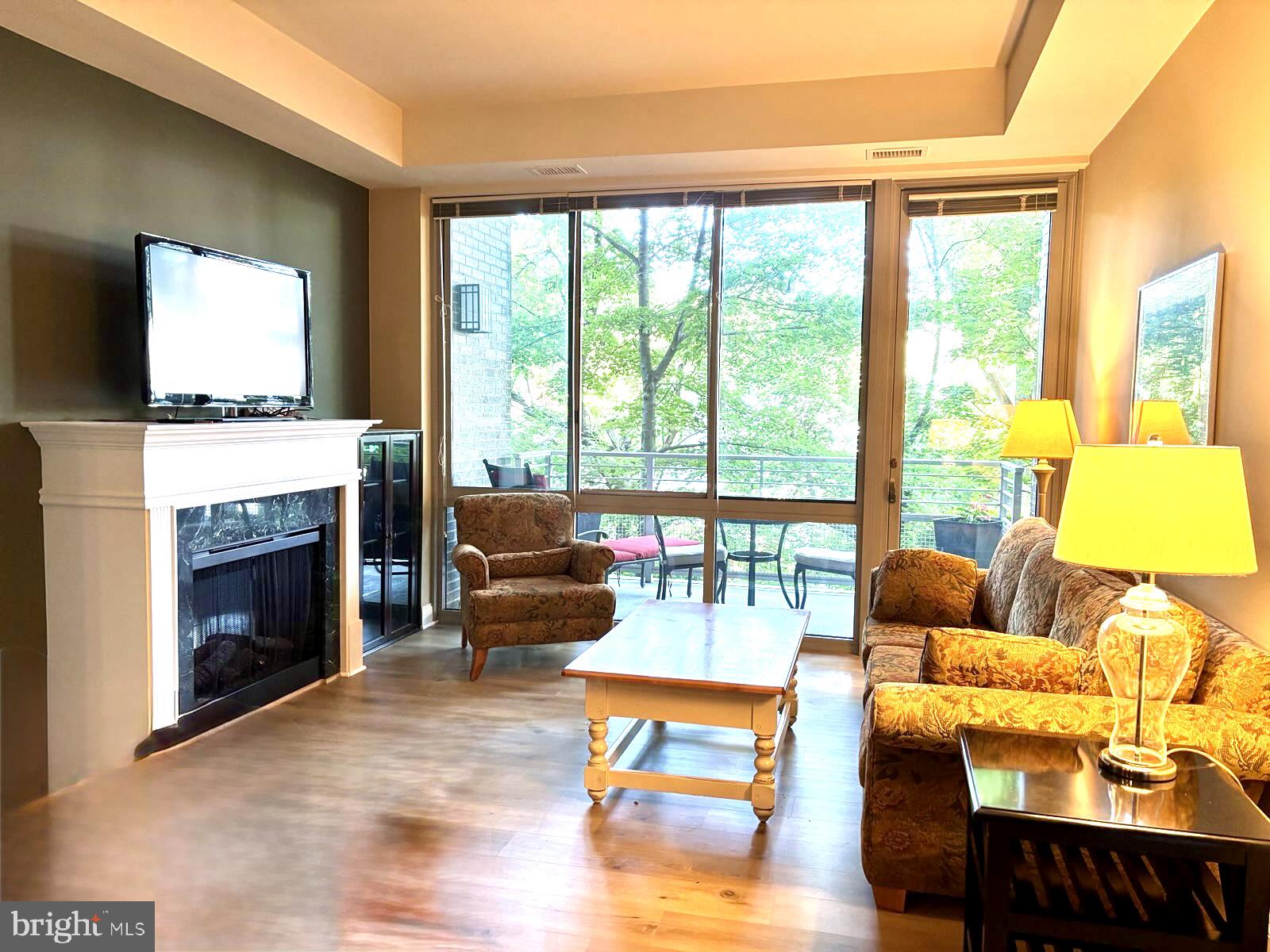 513 W BROAD STREET 205