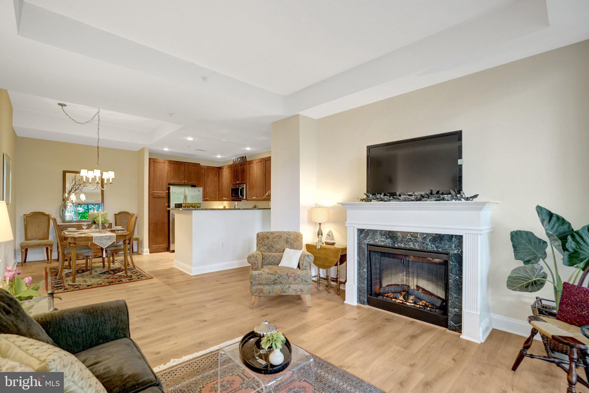 513 W BROAD STREET 205