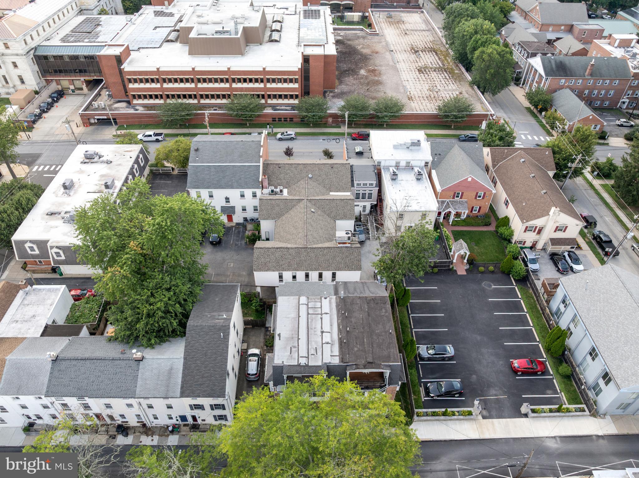 215 N OLIVE STREET 202