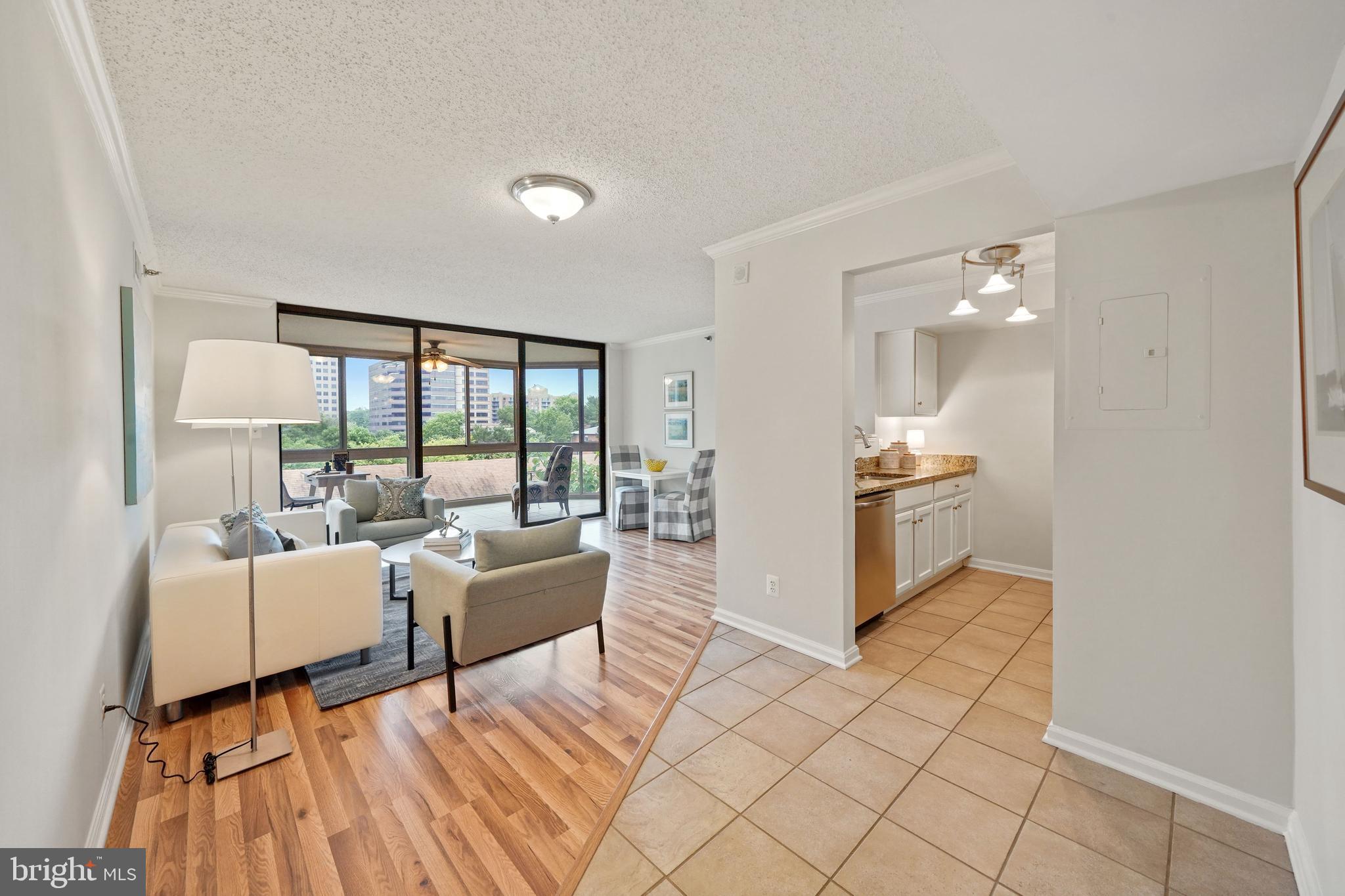 WESTVIEW AT BALLSTON METRO - Residential