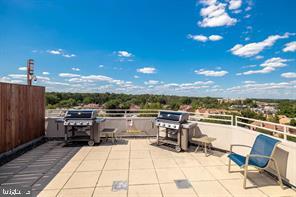 WESTVIEW AT BALLSTON METRO - Residential