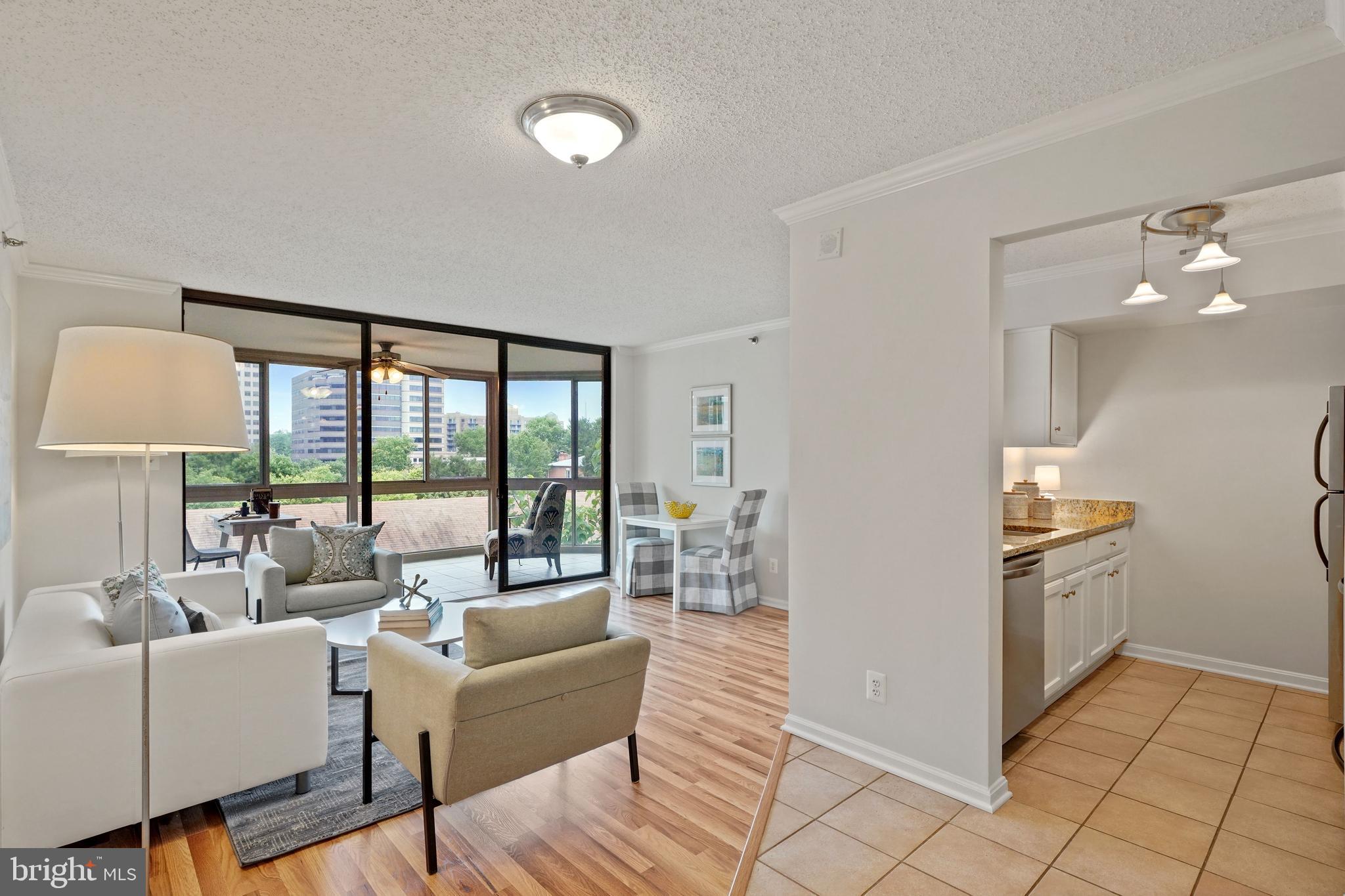 WESTVIEW AT BALLSTON METRO - Residential