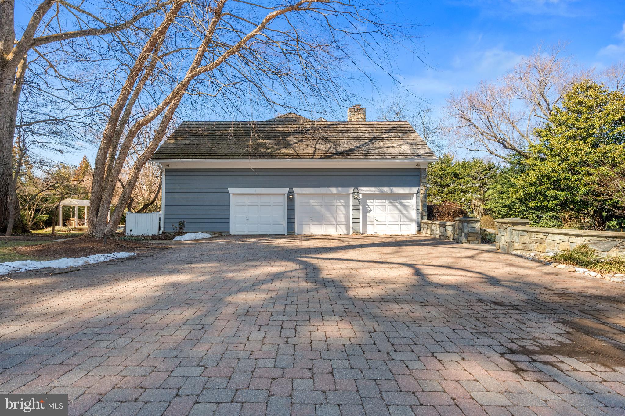 LANGLEY FARMS - Residential