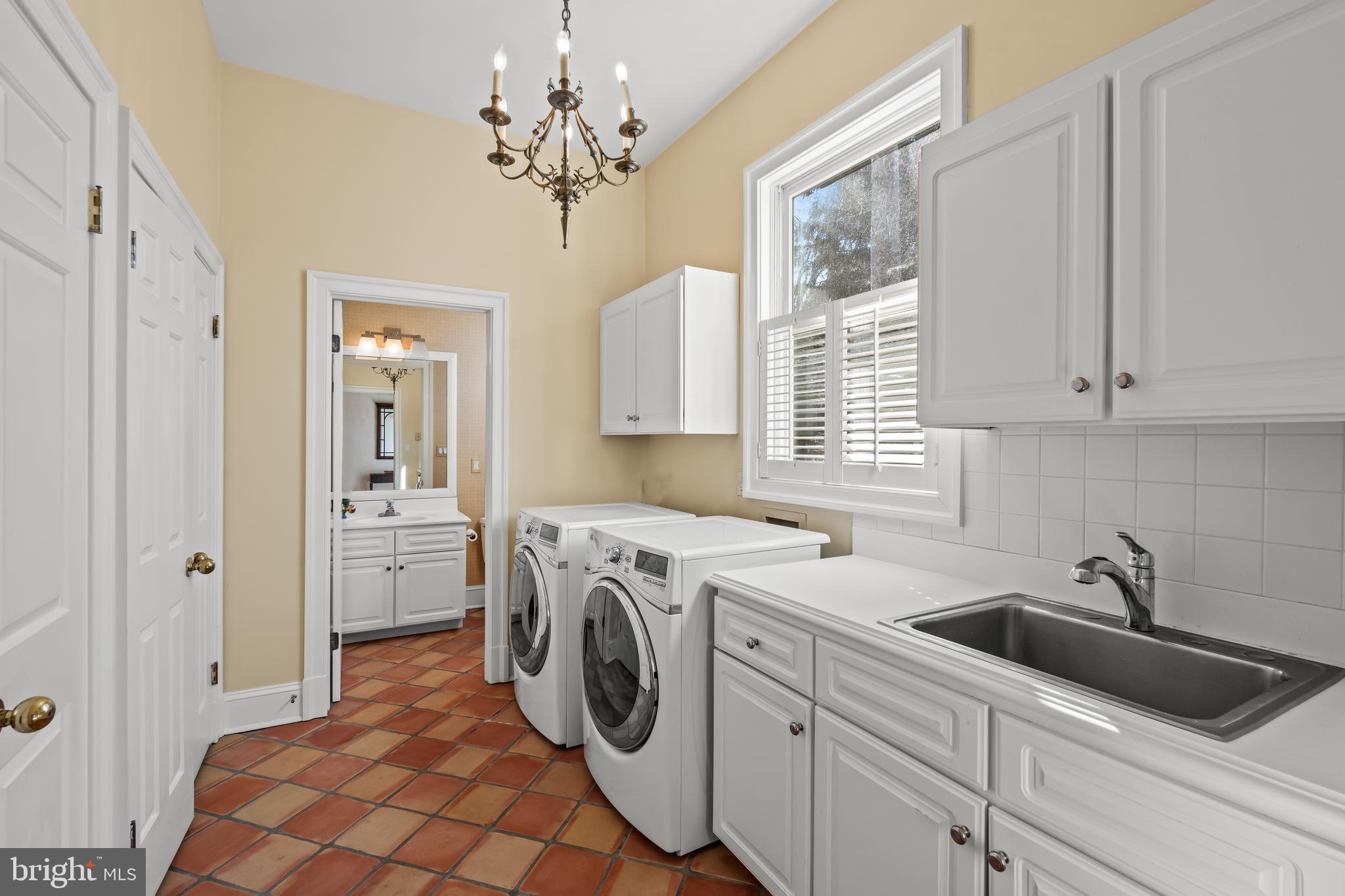 LANGLEY FARMS - Residential