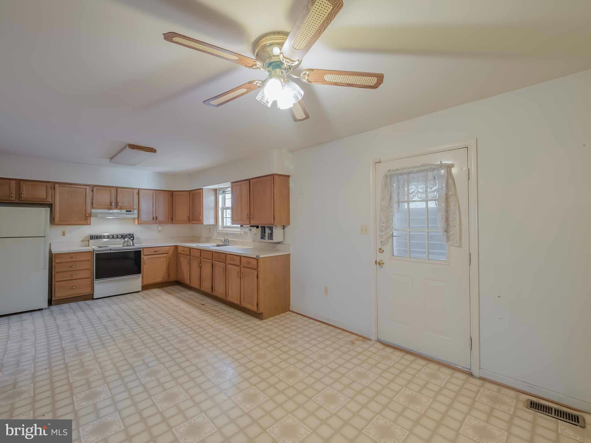 WALLVILLE - Residential