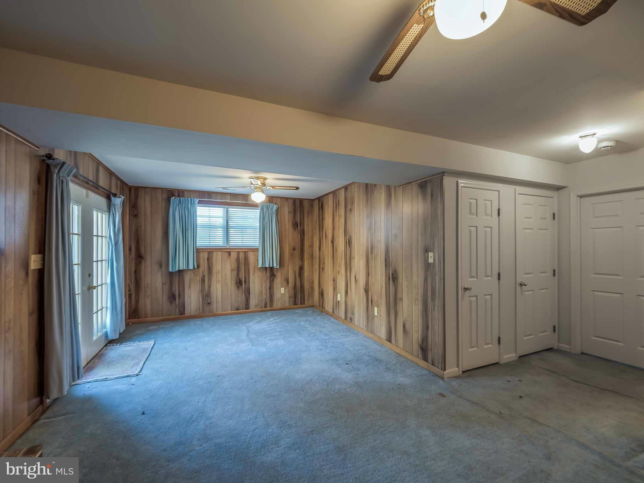 WALLVILLE - Residential