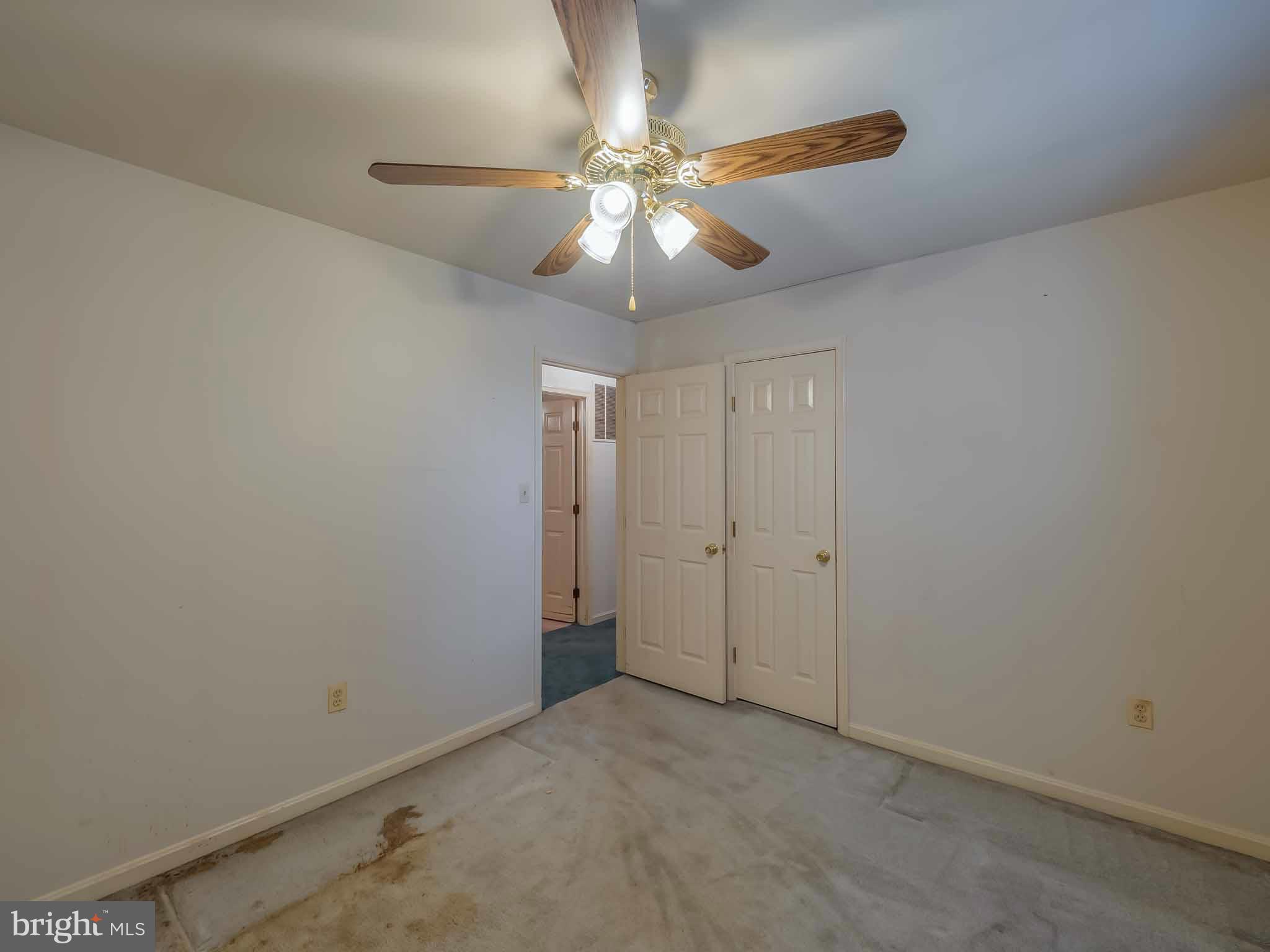 WALLVILLE - Residential