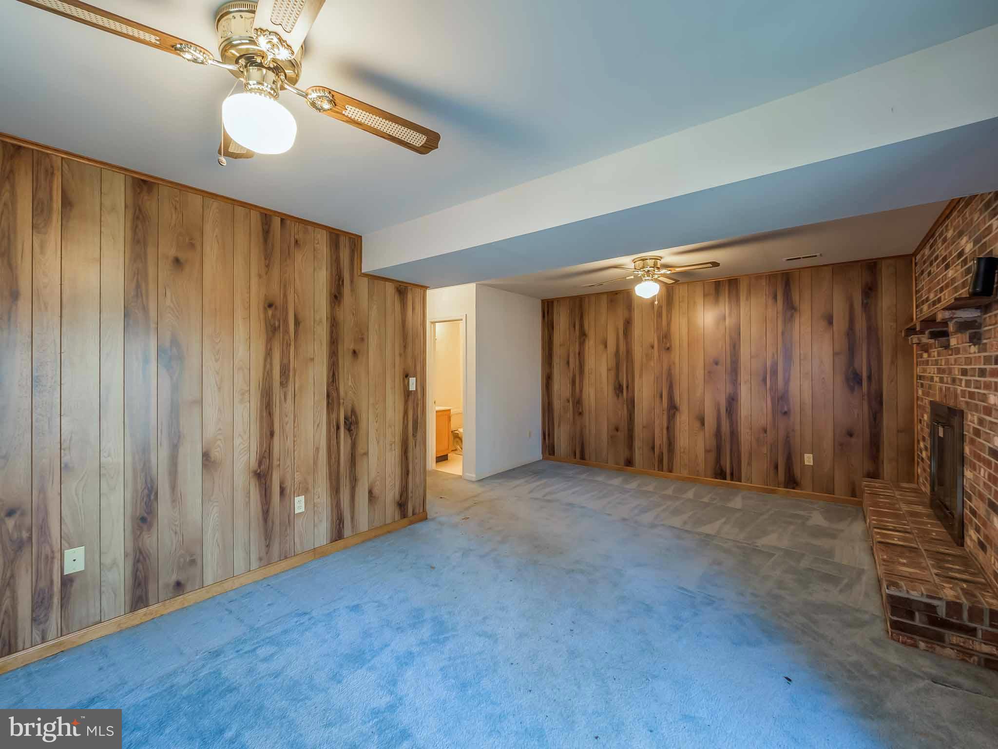 WALLVILLE - Residential