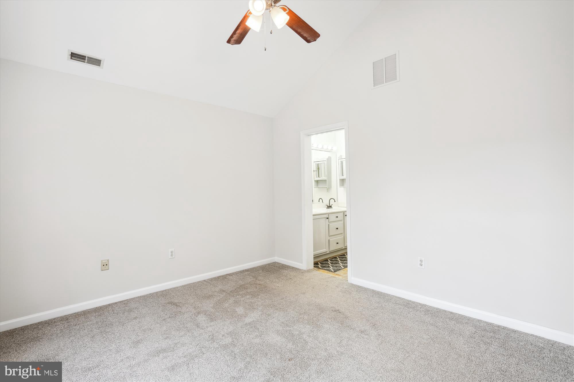 CENTREVILLE - Residential