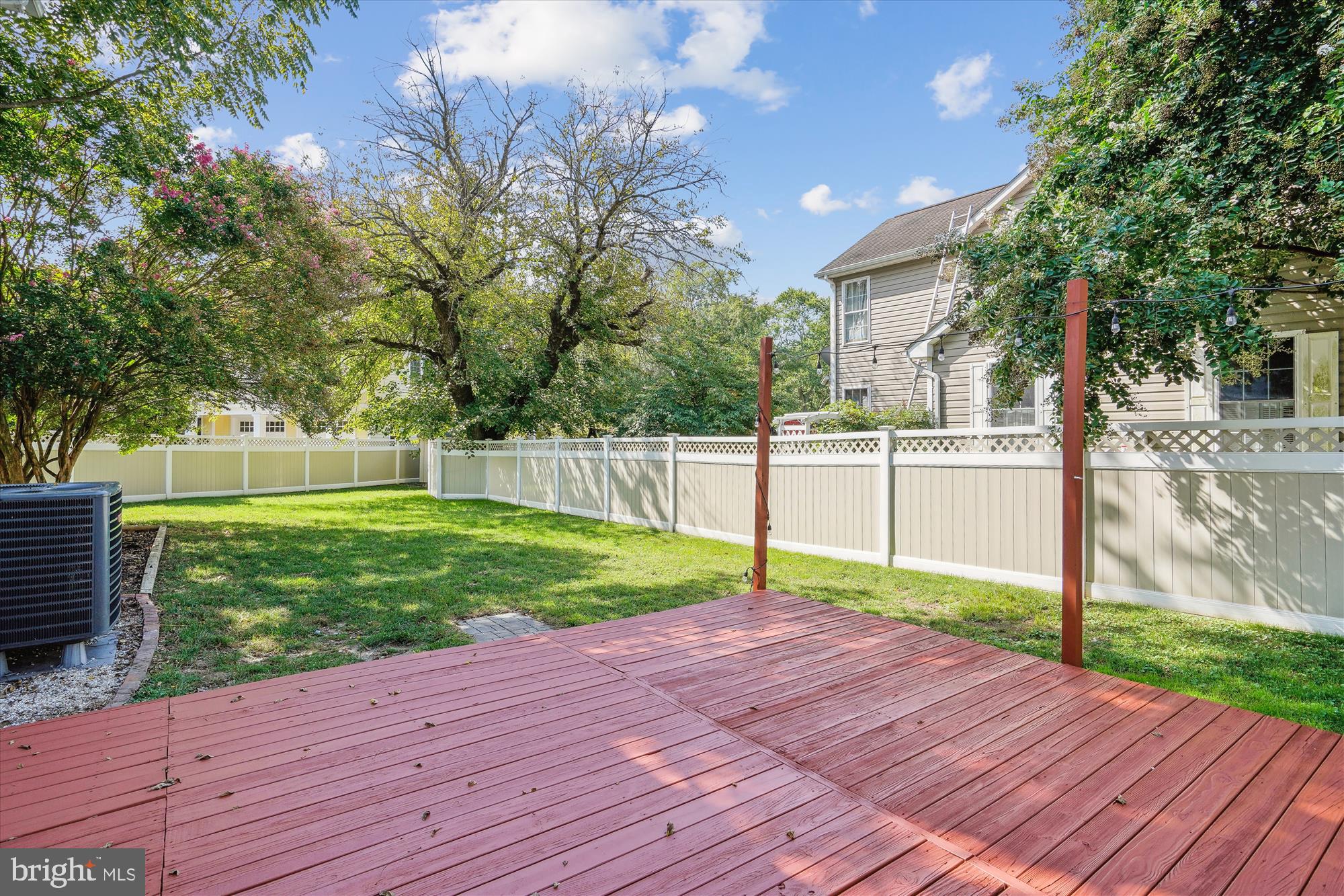 CENTREVILLE - Residential