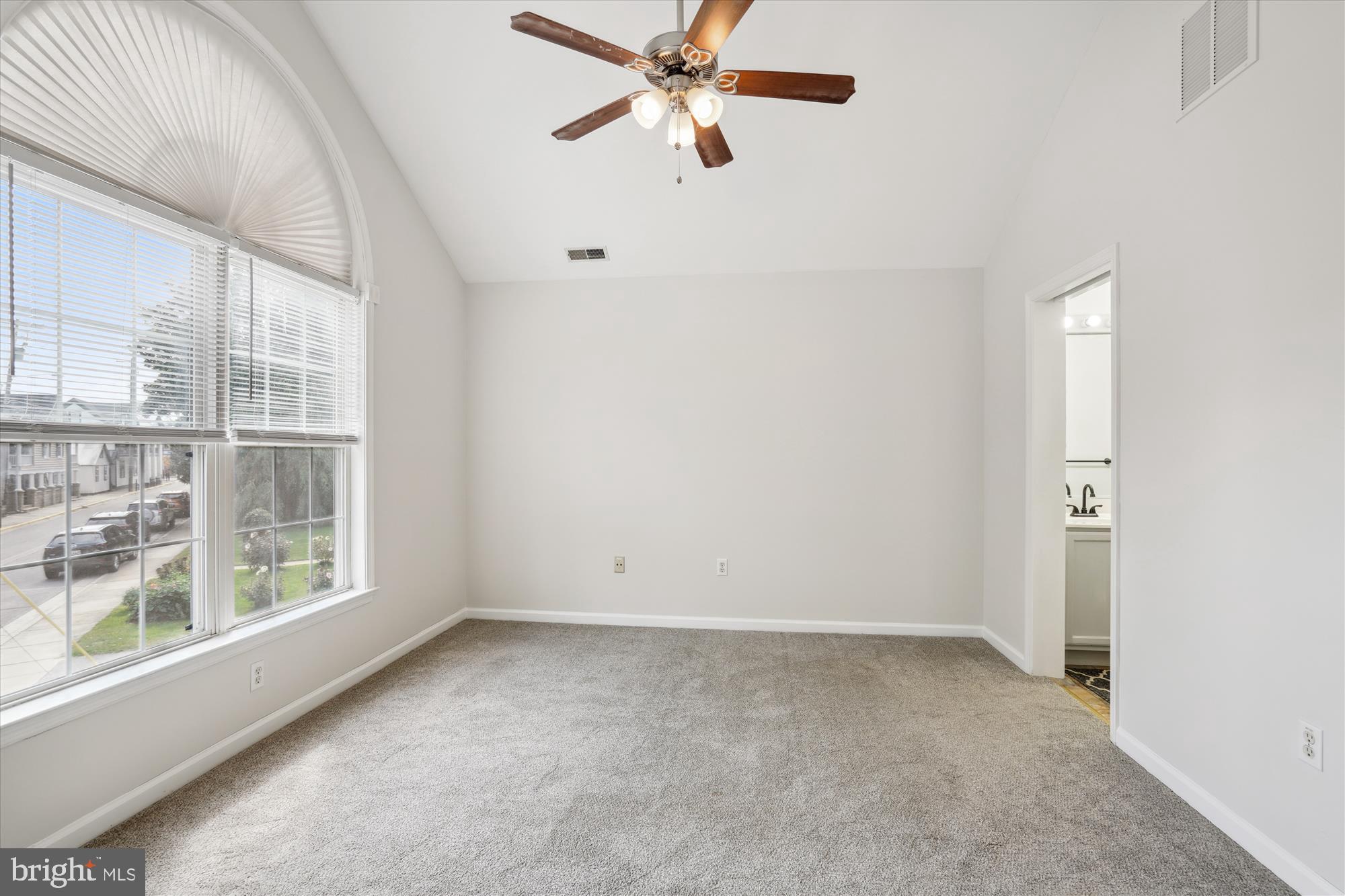 CENTREVILLE - Residential