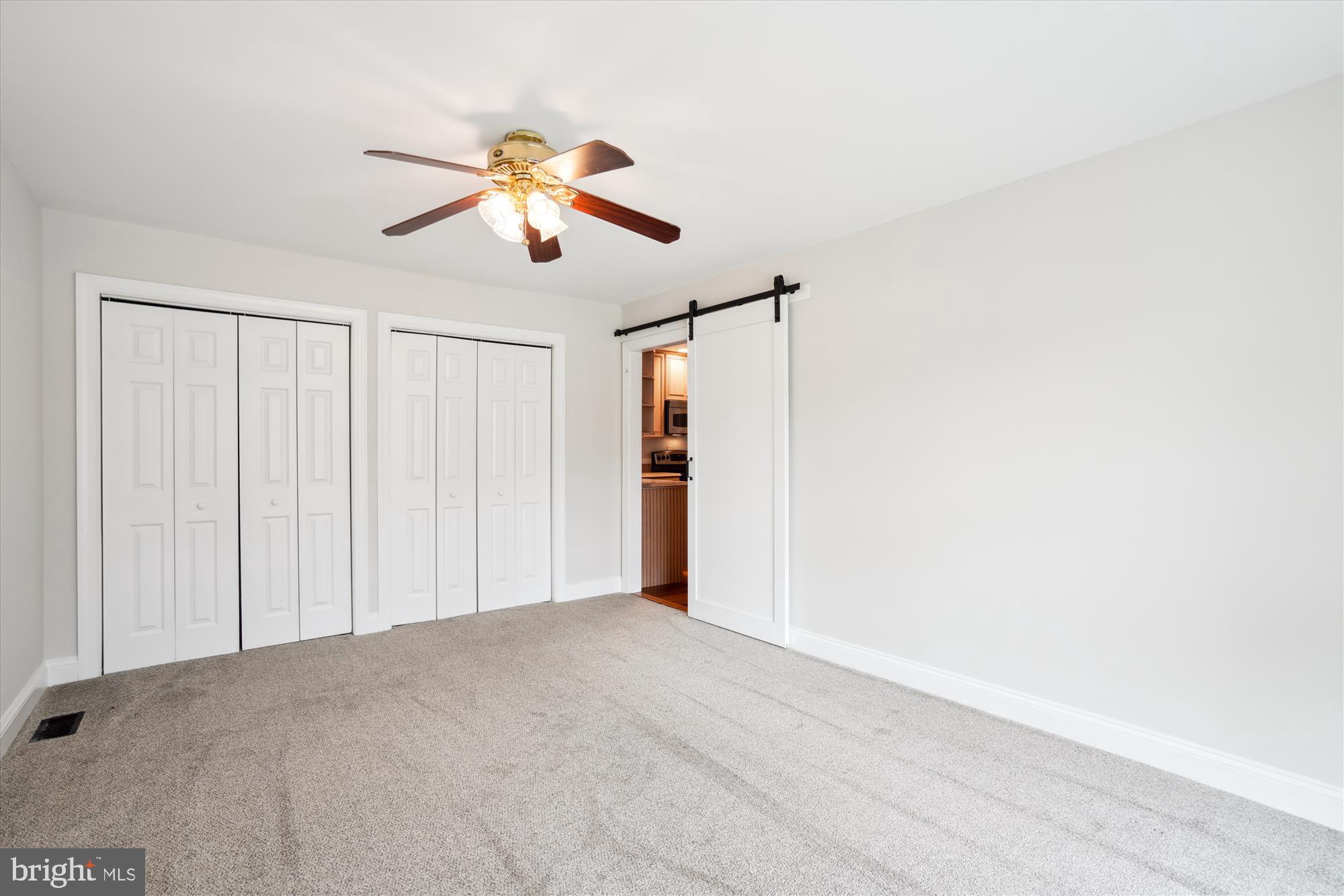 CENTREVILLE - Residential