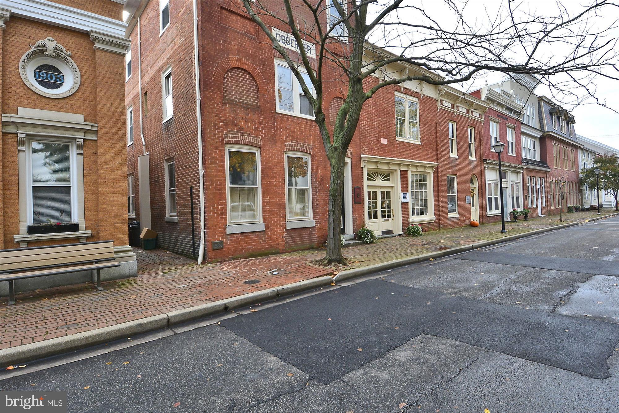 CENTREVILLE - Residential