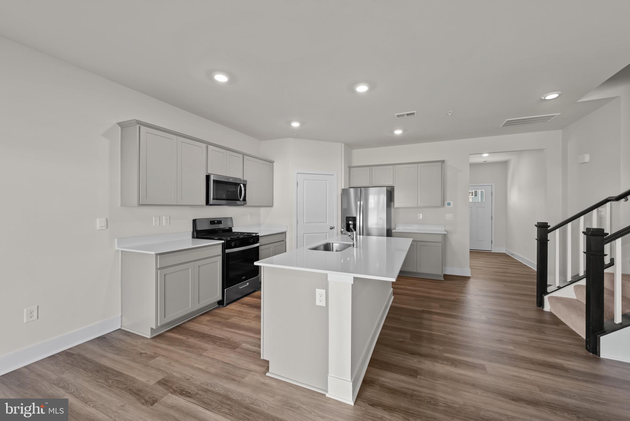 RIDGELY'S RESERVE - Residential