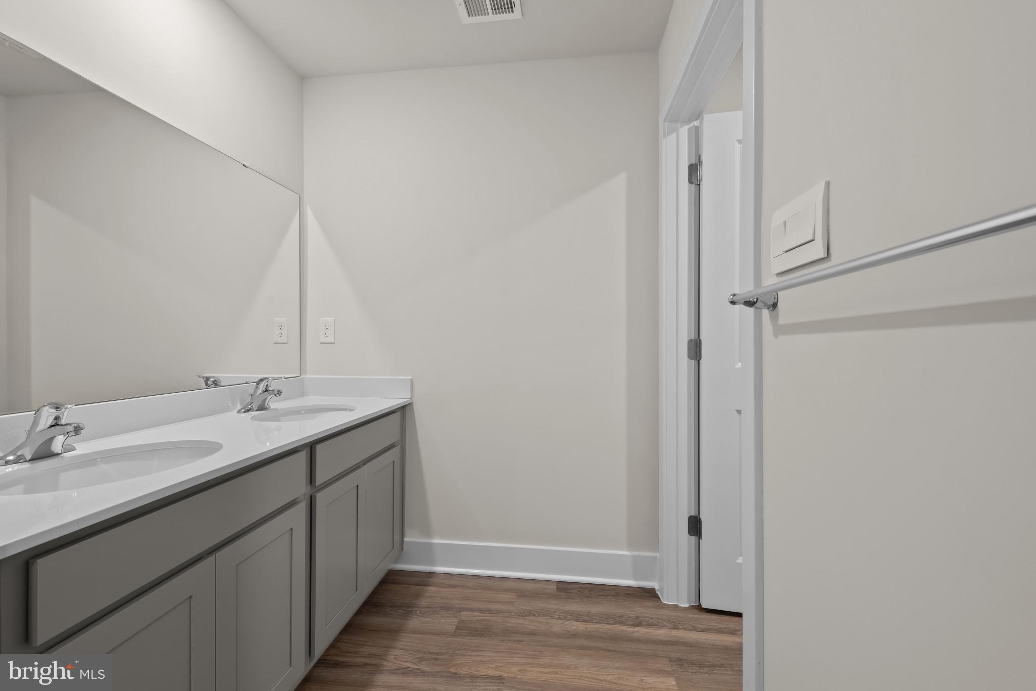 RIDGELY'S RESERVE - Residential