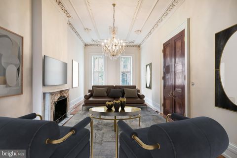 Condo For Rent - 1534 Pine Street #1F<br/> PHILADELPHIA, PA 19103