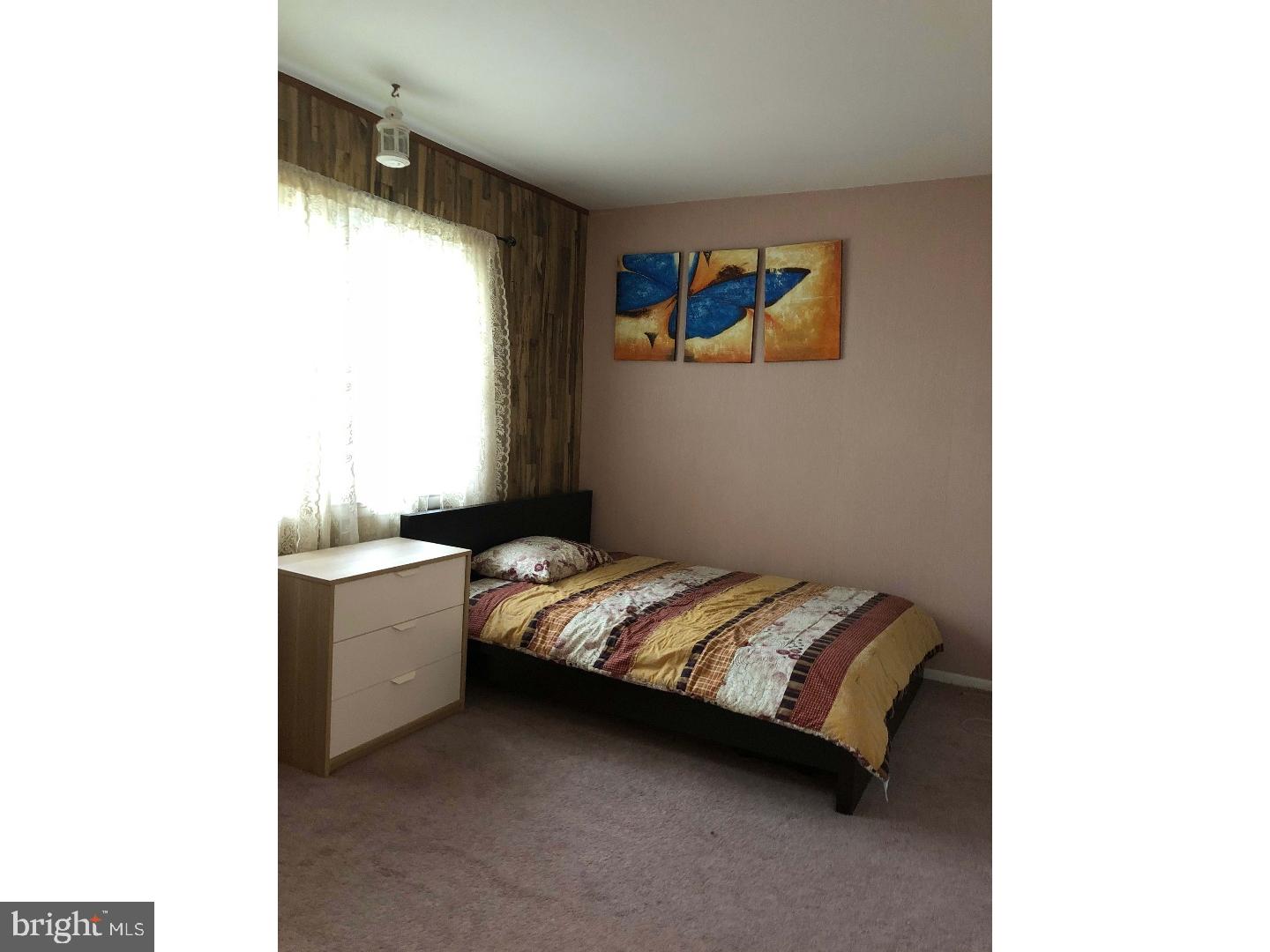 COUNTY DOWNE - Residential