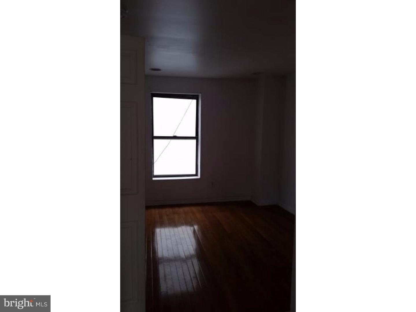 ITALIAN MARKET - Residential