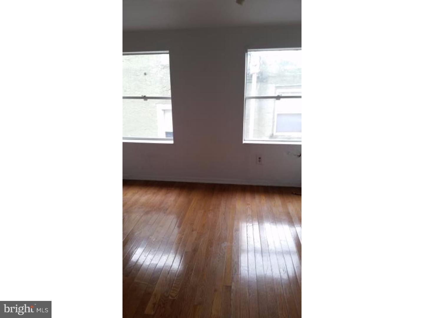 ITALIAN MARKET - Residential