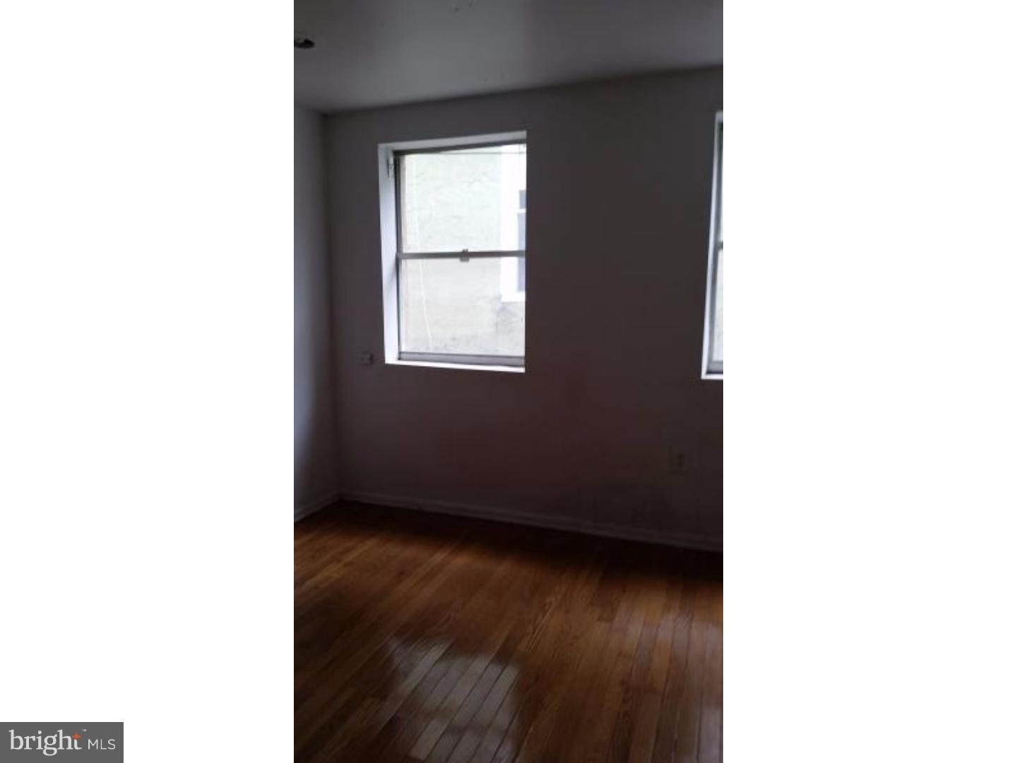 ITALIAN MARKET - Residential