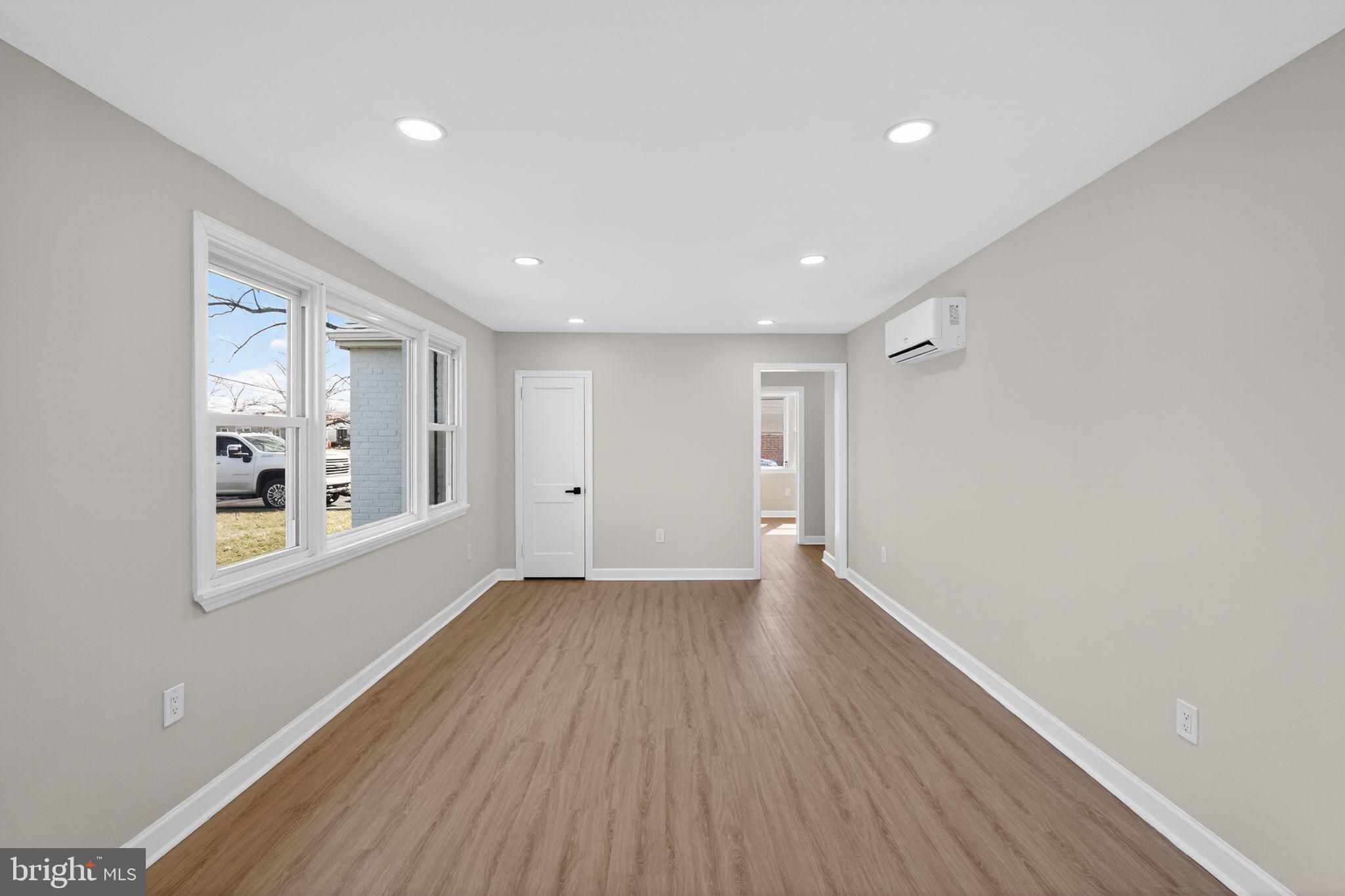 HATBORO LOFTS - Residential