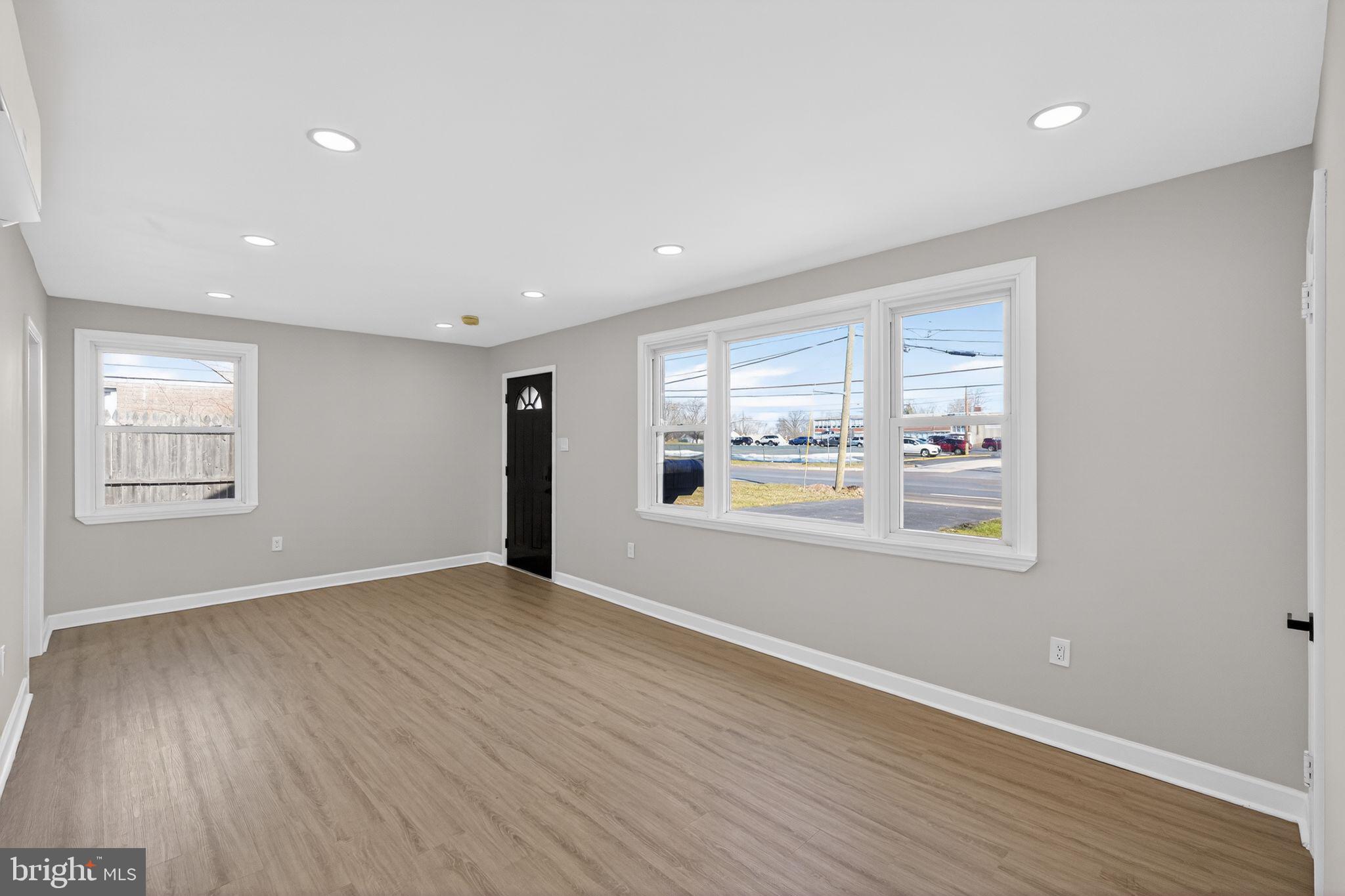 HATBORO LOFTS - Residential