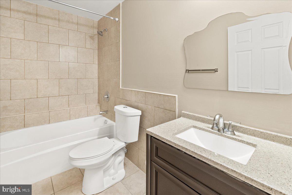 NORTH CROSSING - Residential