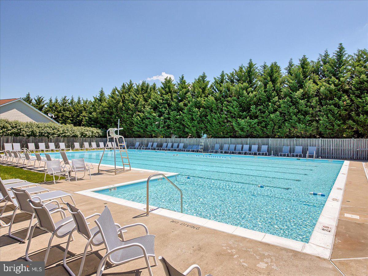 NORTH CROSSING - Residential