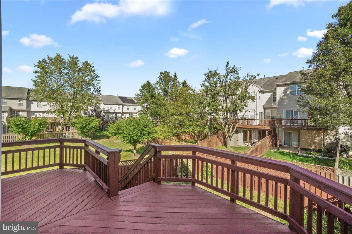 NORTH CROSSING - Residential