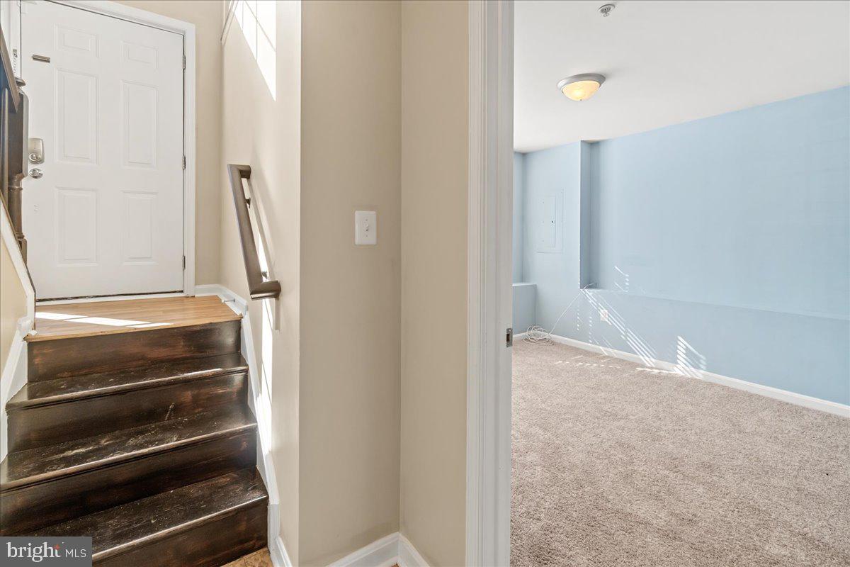 NORTH CROSSING - Residential