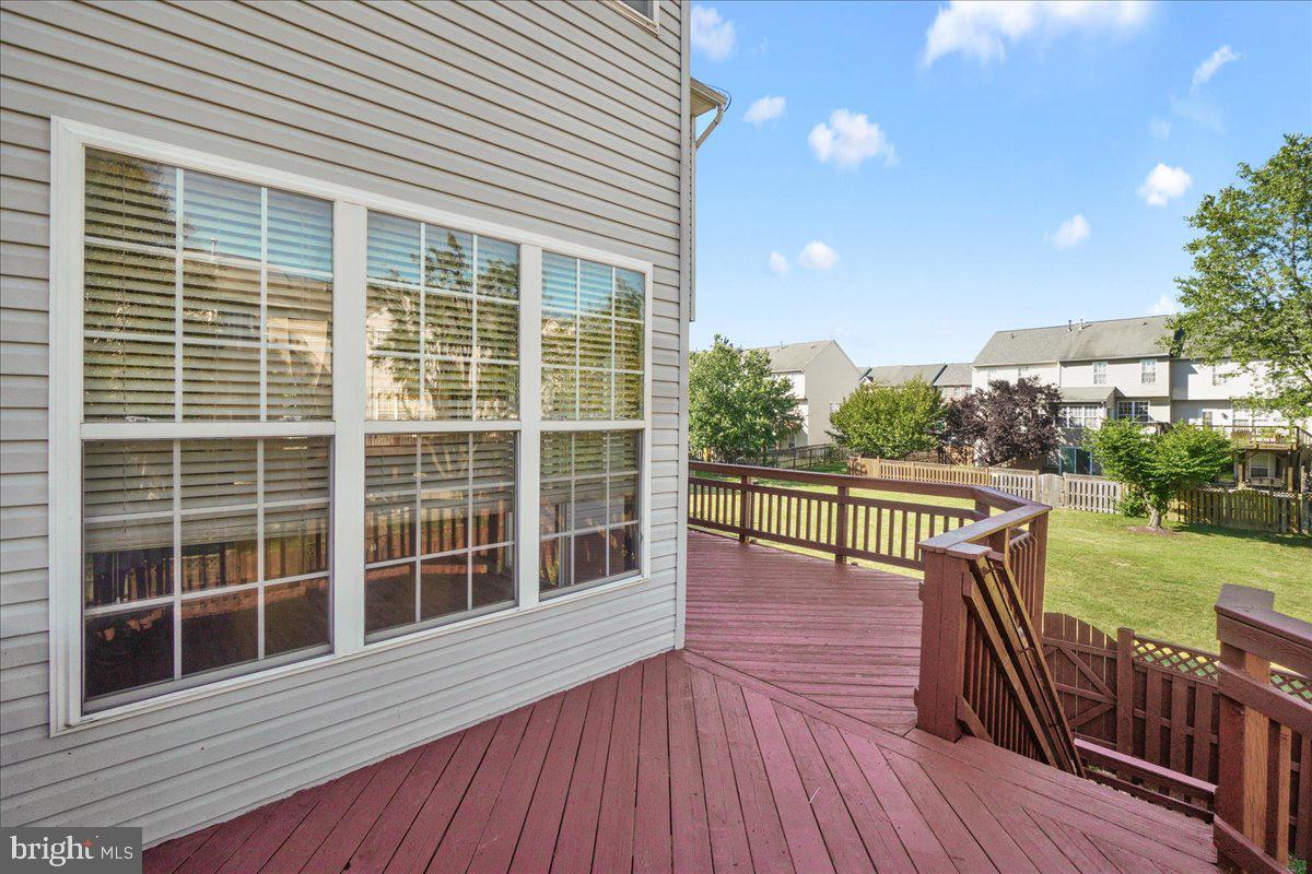 NORTH CROSSING - Residential