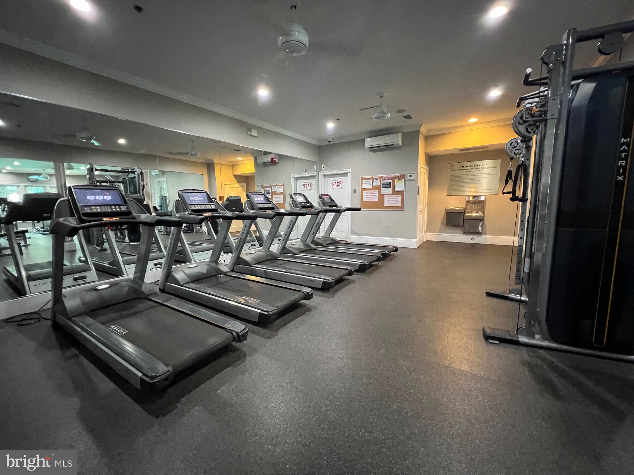 GATES OF MCLEAN - Residential