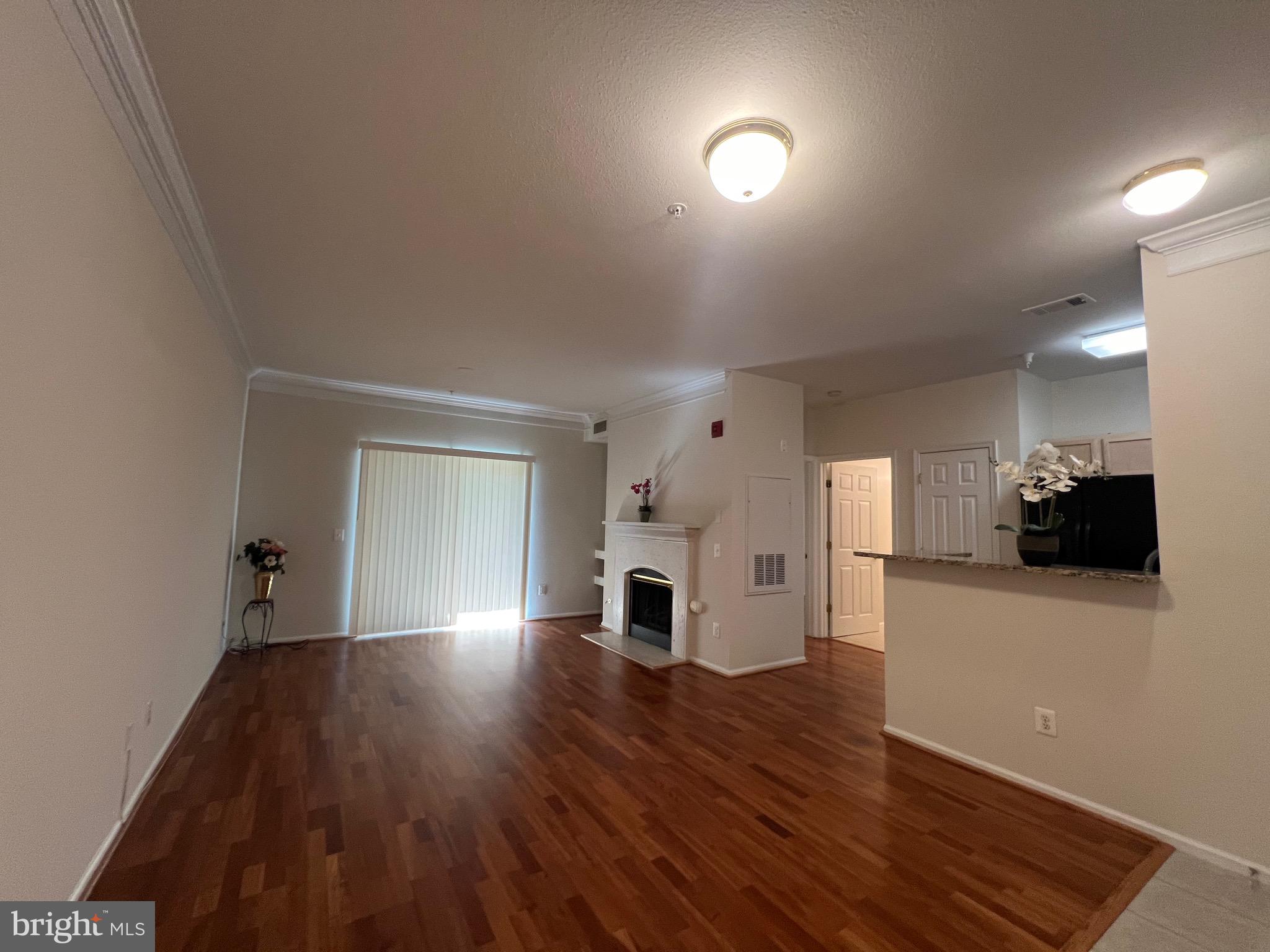 GATES OF MCLEAN - Residential