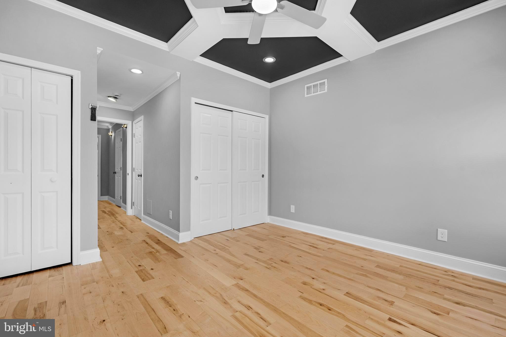 BROADWAY EAST - Residential