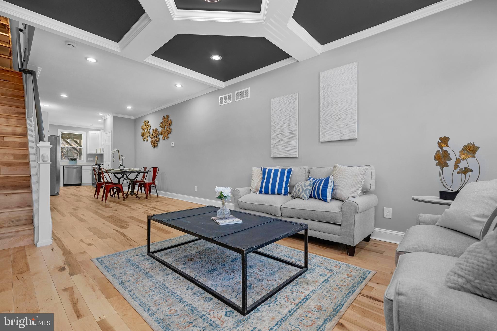 BROADWAY EAST - Residential