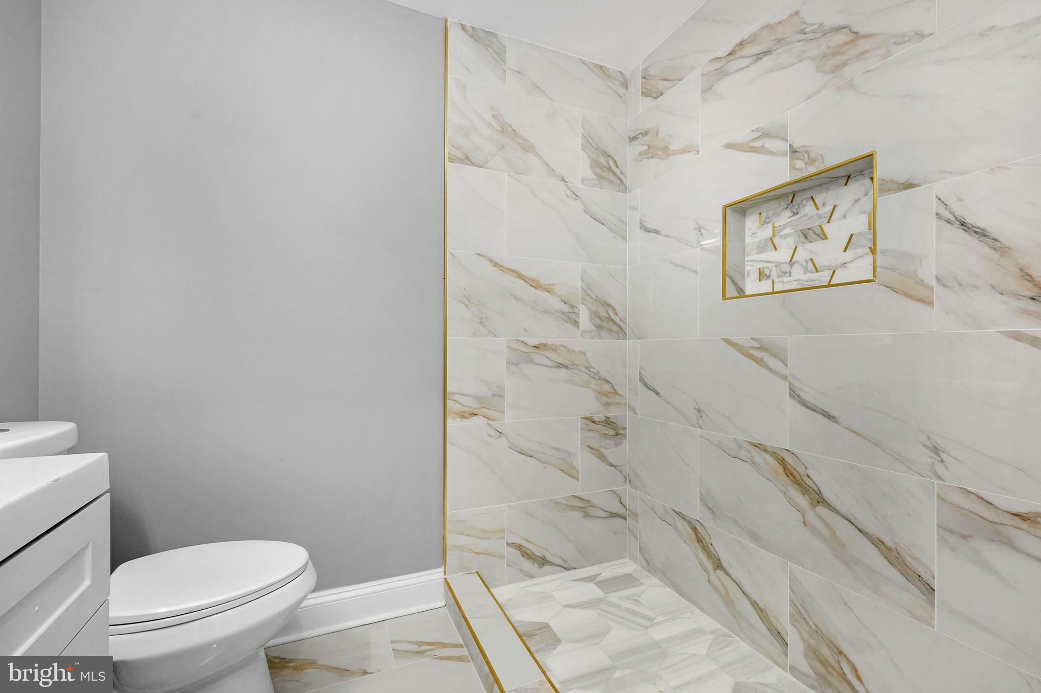 BROADWAY EAST - Residential