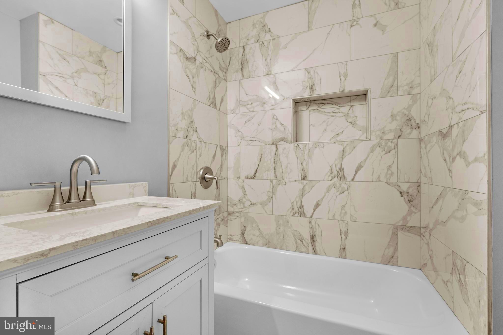 BROADWAY EAST - Residential