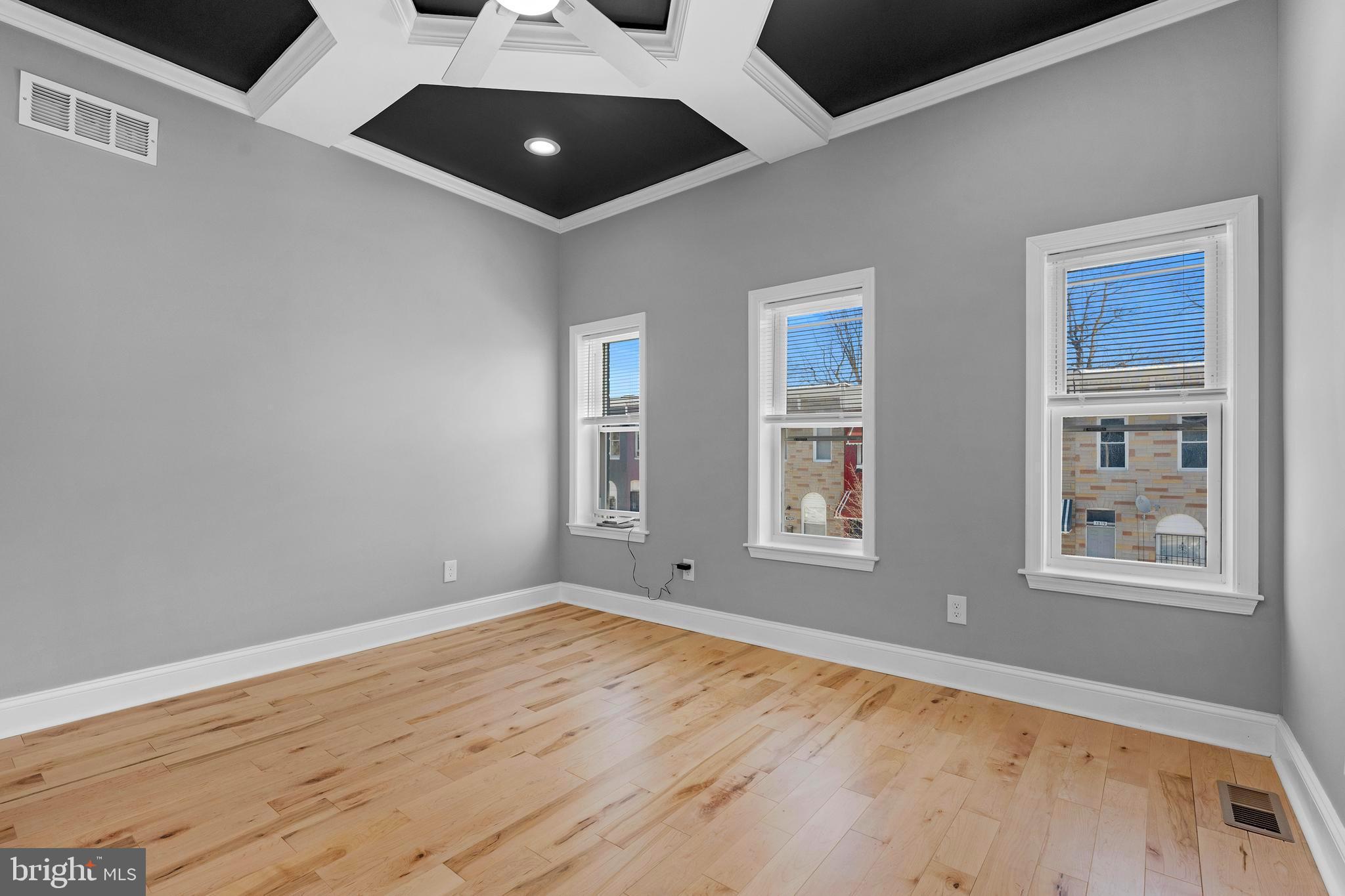 BROADWAY EAST - Residential